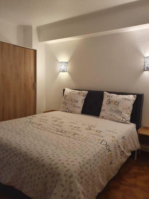 Appartement F3 Meuble Et Equipe Saint-Cyprien  Exterior foto